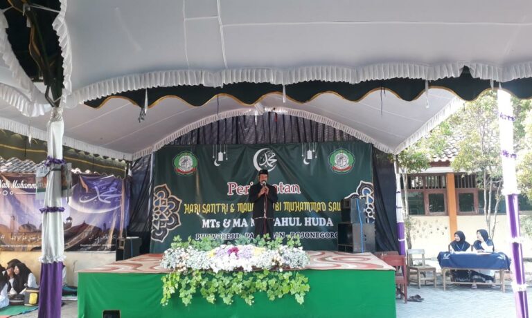 Puncak Peringatan HSN 2022 dan Maulid Nabi Muhammad SAW