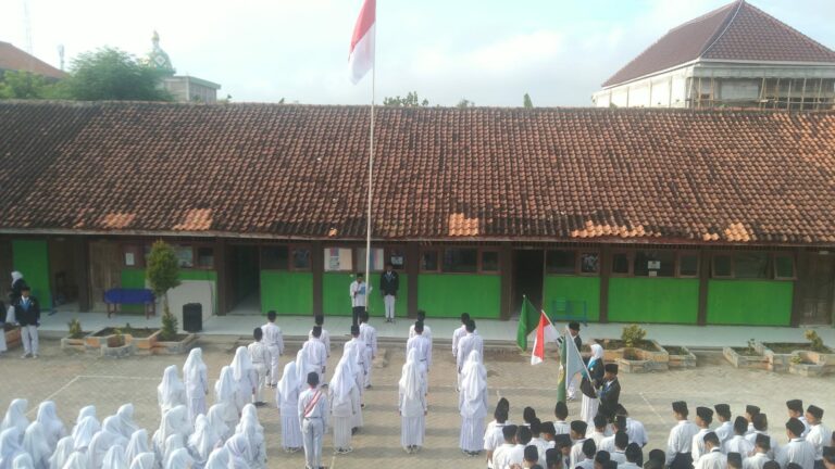 P5RL Pemilihan dan Pelantikan Osim MA Miftahul Huda Purworejo