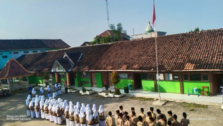 Peringatan Hardiknas 2024